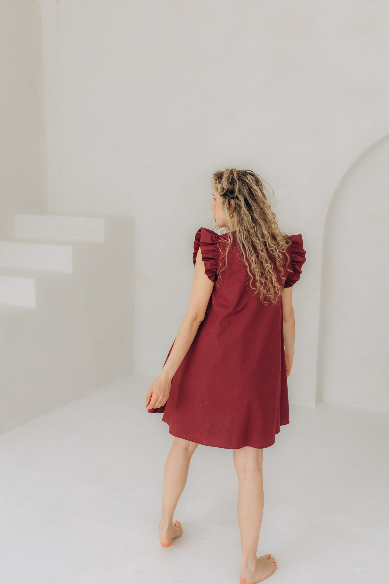 Mini dress with ruffle sleeves Burgundy